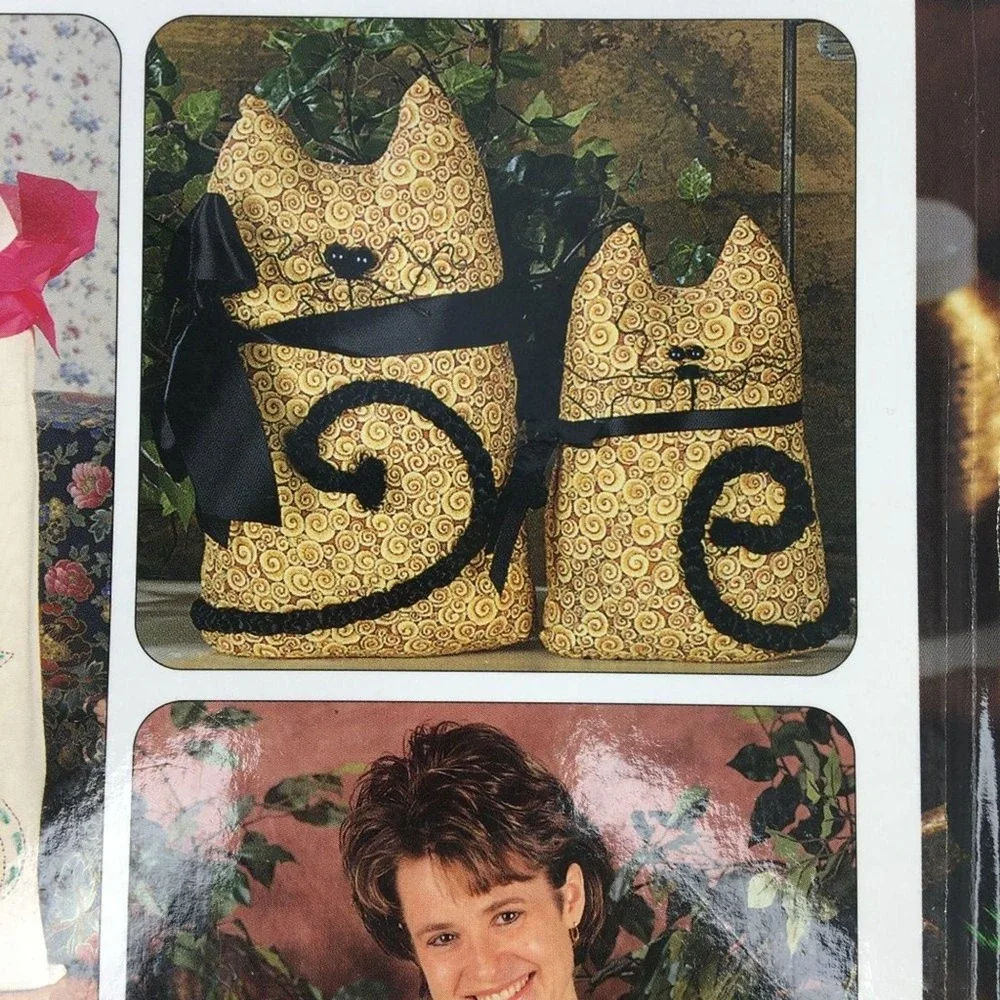 Quick-to-Sew One-Day Gifts Book 2000 Hard Cover Applique Quilting Pillow Making